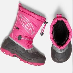Keen pink snow winter boots size 9 TODDLER